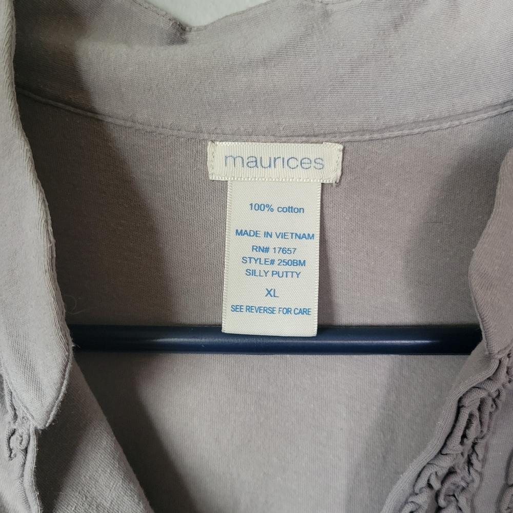 Maurices Tee - Picture 2 of 3